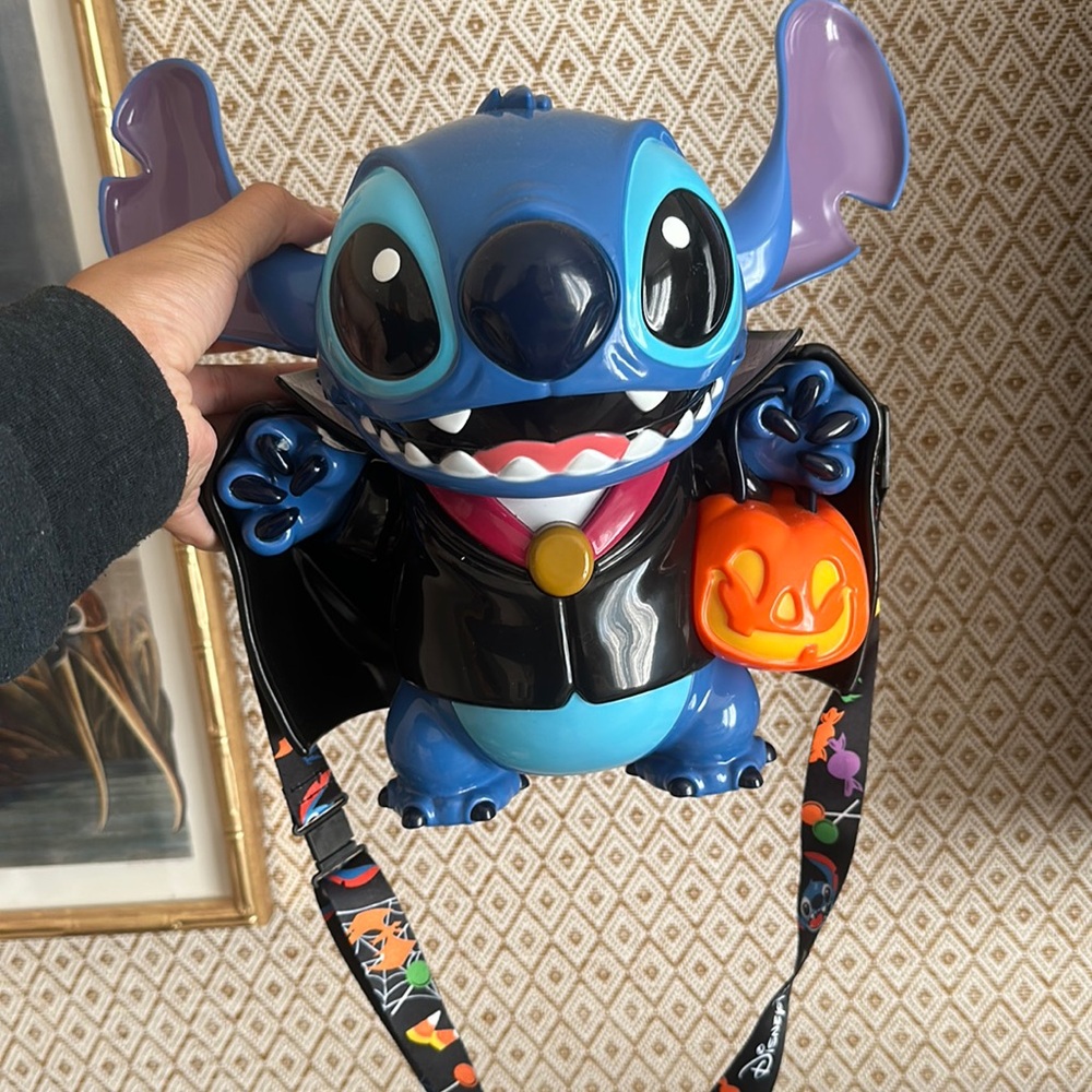 Stitch popcorn bucket - limited release